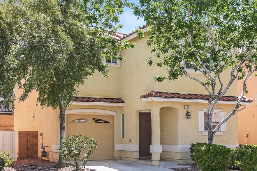 Building Photo - 3323 Fico Ave