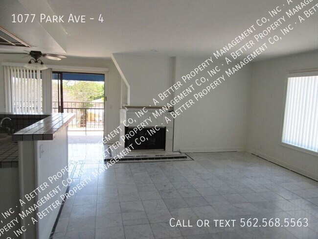 Building Photo - 1077 Park Ave