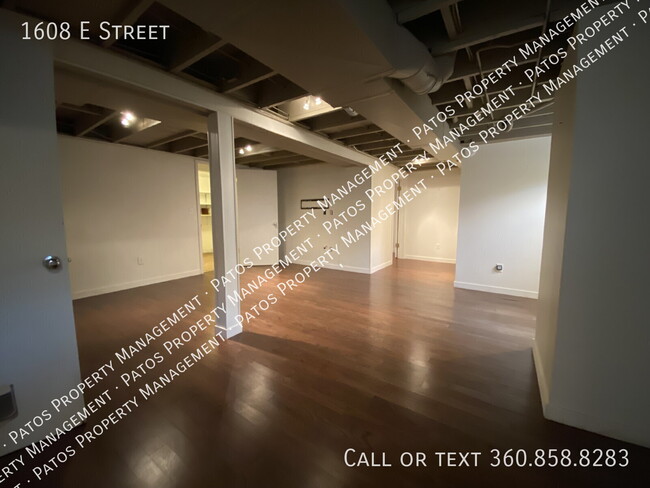 Building Photo - 1608 E St