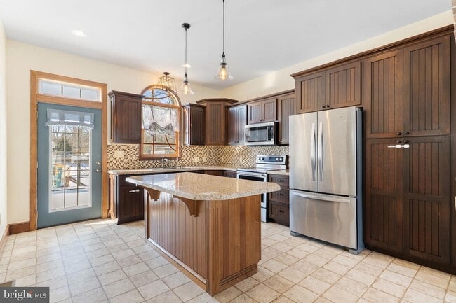 Building Photo - 6 McAllister Church Rd