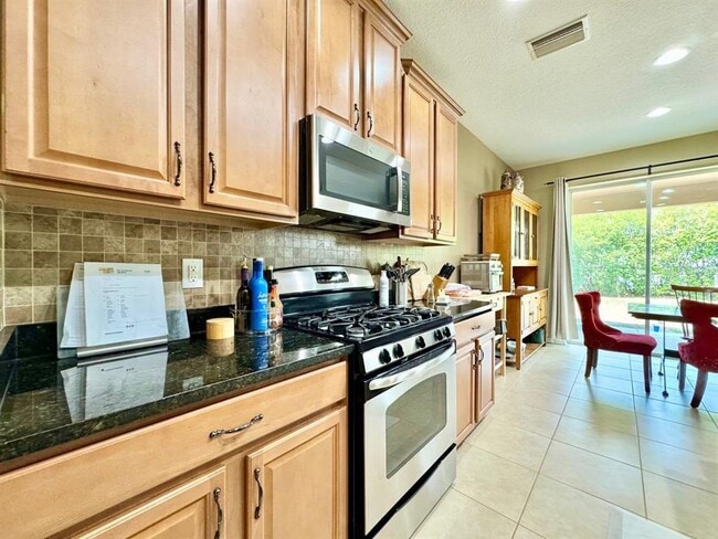 Building Photo - 5105 Oakline View Drive