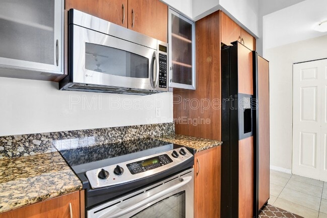 Building Photo - 233 S Federal Hwy