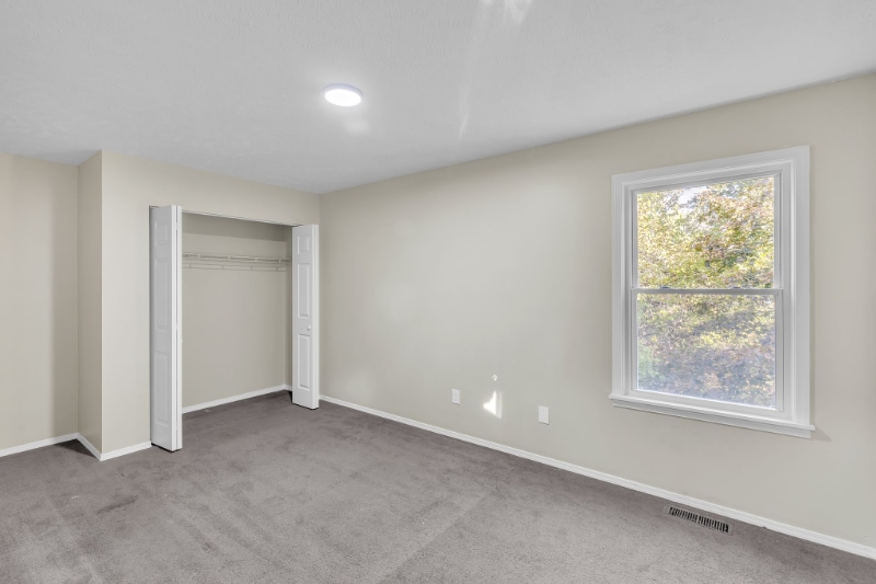 Building Photo - 3415 E 106th St