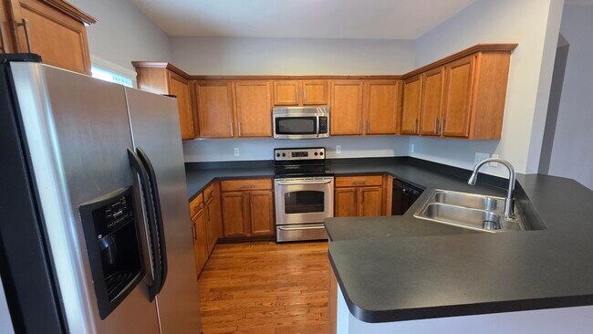 Building Photo - 1547 Cass Lake Rd