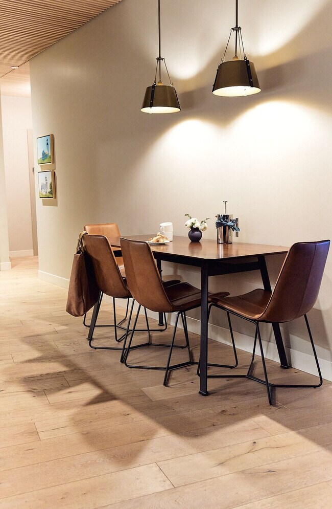 Building Photo - 83 Middle St