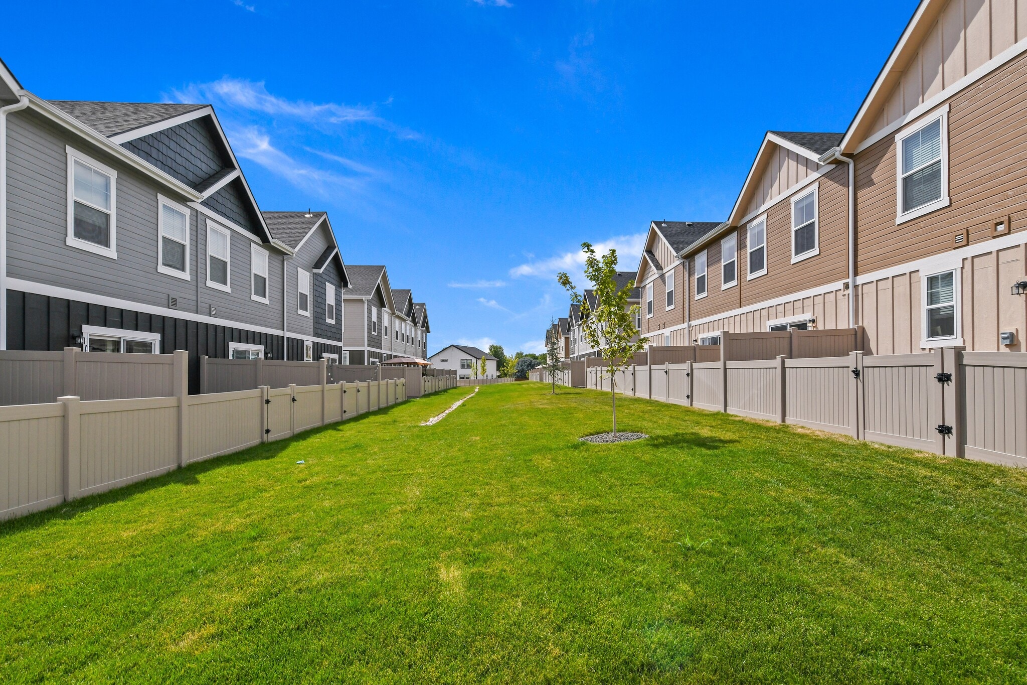 Building Photo - 10717 W Brownstone Ln