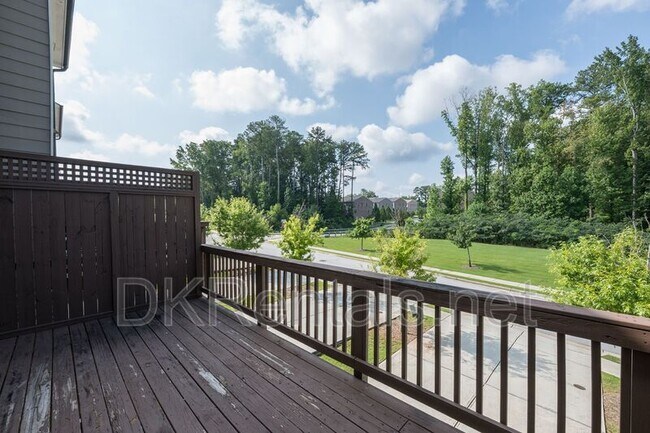Building Photo - 2182 Talmai Dr