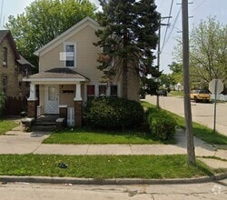 Building Photo - 1021 English St