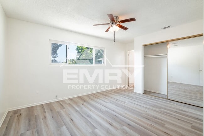 Building Photo - 3848 W 105th St