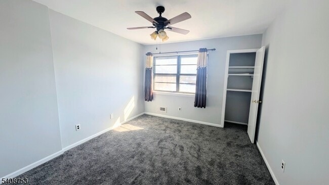 Building Photo - 104 Bluebird Dr