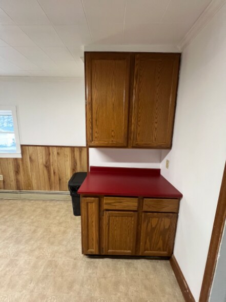 Building Photo - 491 S Main St