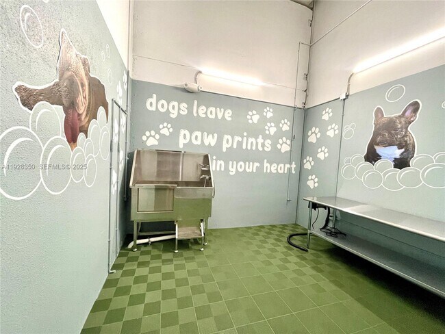 Building Photo - 18412 Homestead Ave