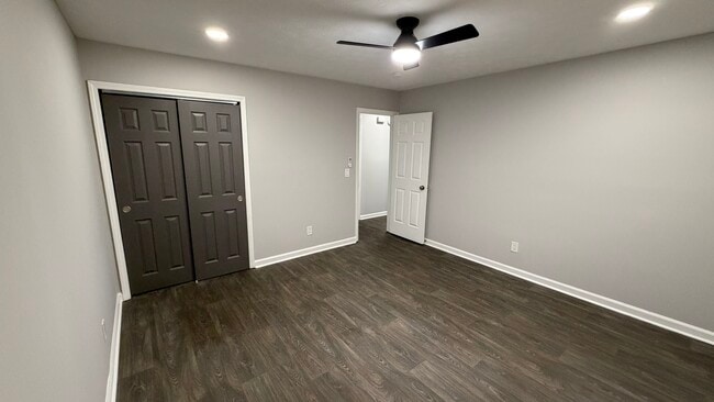 Building Photo - 3461 Southgate Trail SE