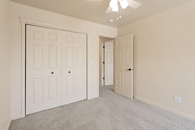 Building Photo - 11 Muskrat Dr