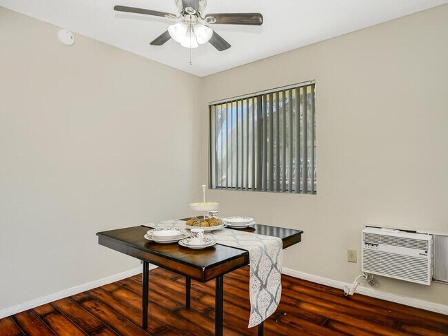 Building Photo - 10845 Camino Ruiz