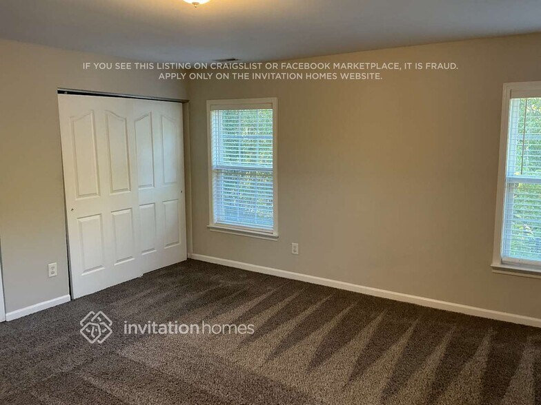 Building Photo - 716 Weathervane Dr