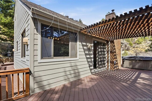 Building Photo - 6136 High Dr