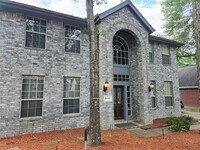 Building Photo - 16002 Cutten Rd