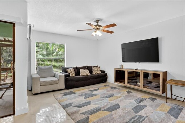 Building Photo - 3037 NW 48th Ave