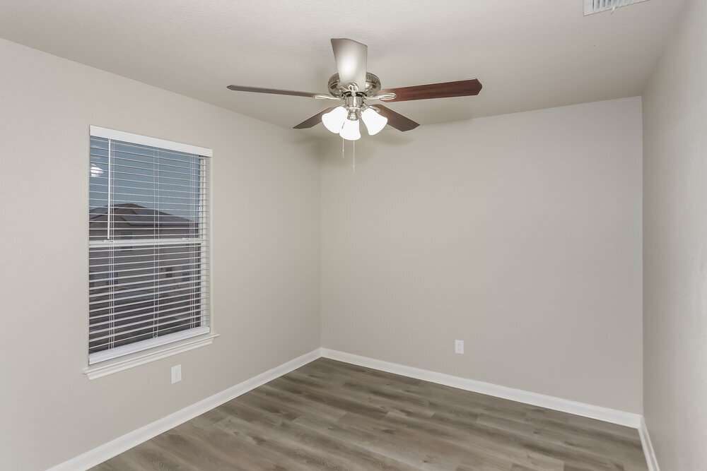 Building Photo - 5727 Sandy Canyon