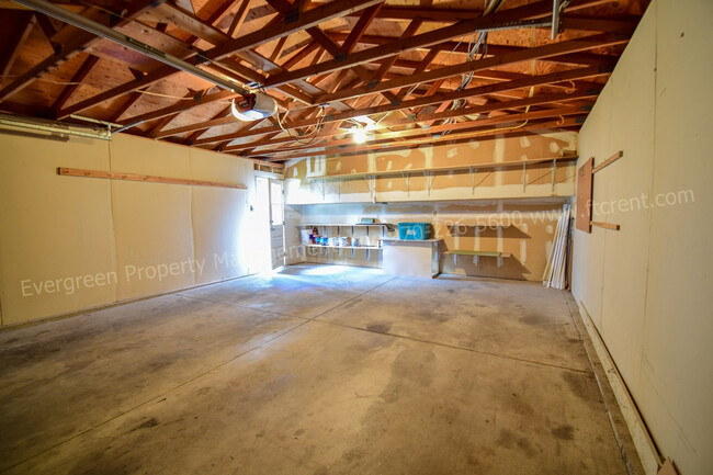 Building Photo - Fantastic 4-Bedroom in Ft. Collins