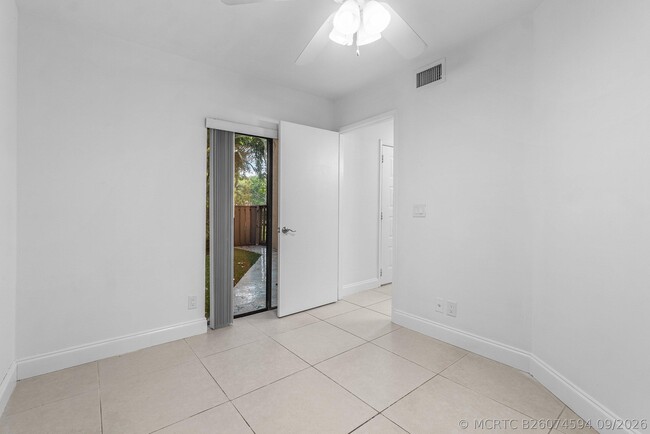 Building Photo - 8254 Severn Dr