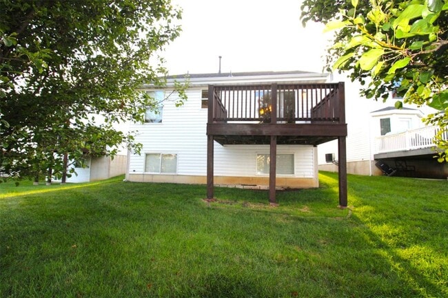 Building Photo - 207 Tyndale Dr