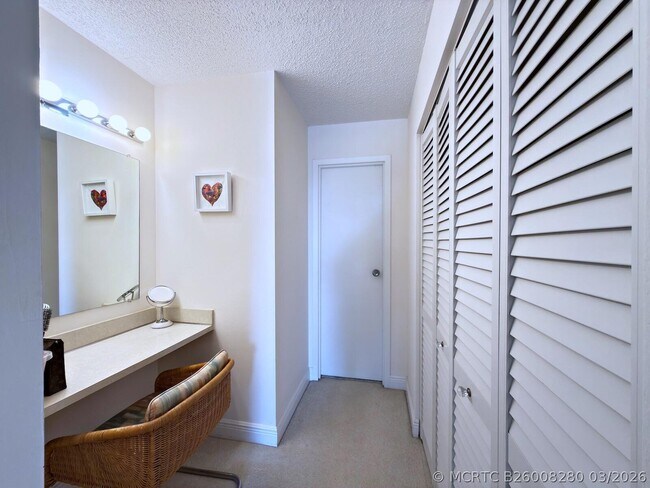 Building Photo - 3546 S Ocean Blvd