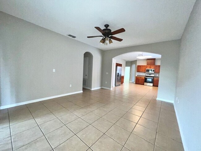 Building Photo - 9240 Black Hawk Ct
