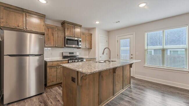 Building Photo - Modern Comfort in the Heart of Habberton Ridge