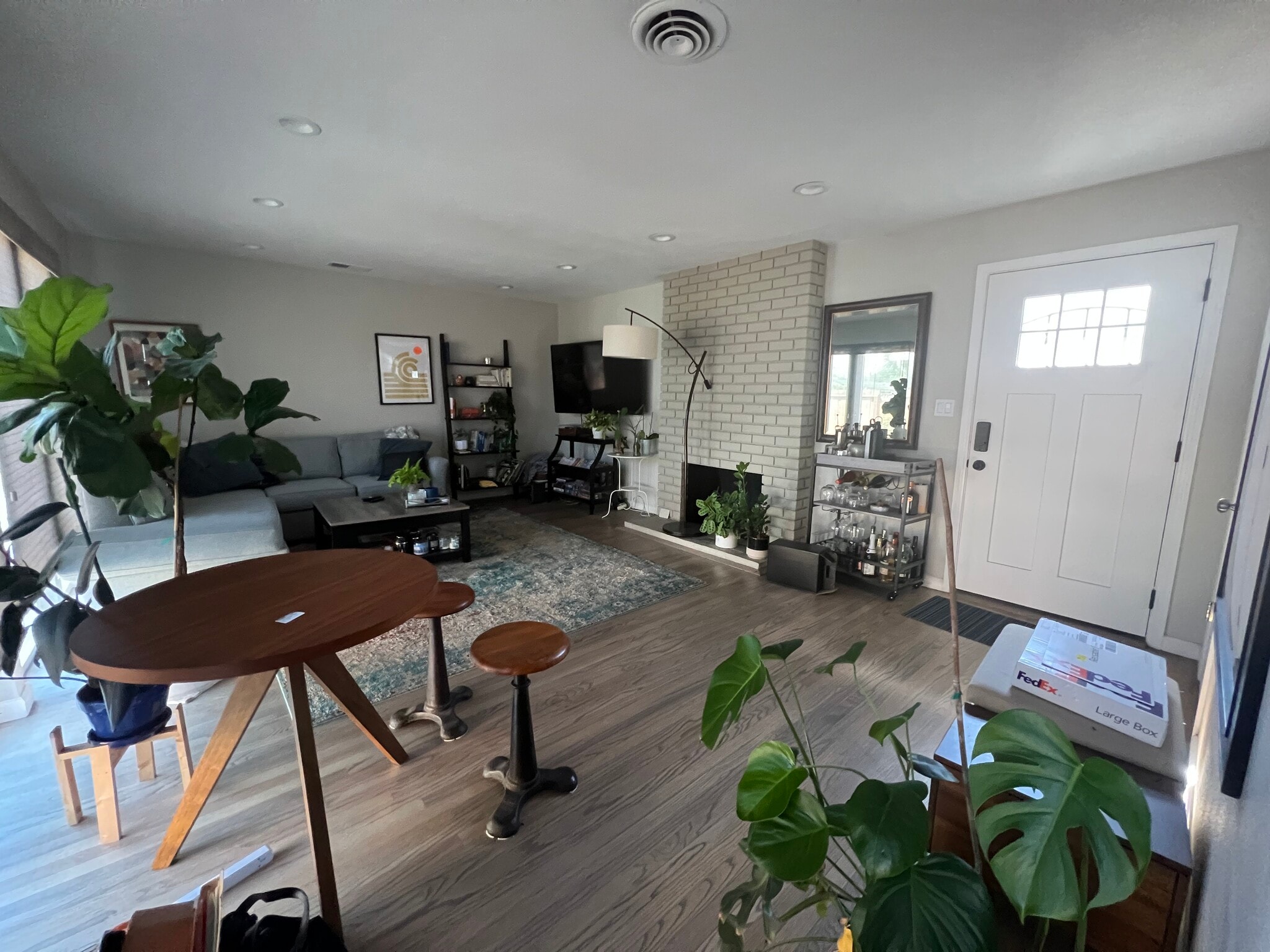 Building Photo - 2969 Rosemary Ln