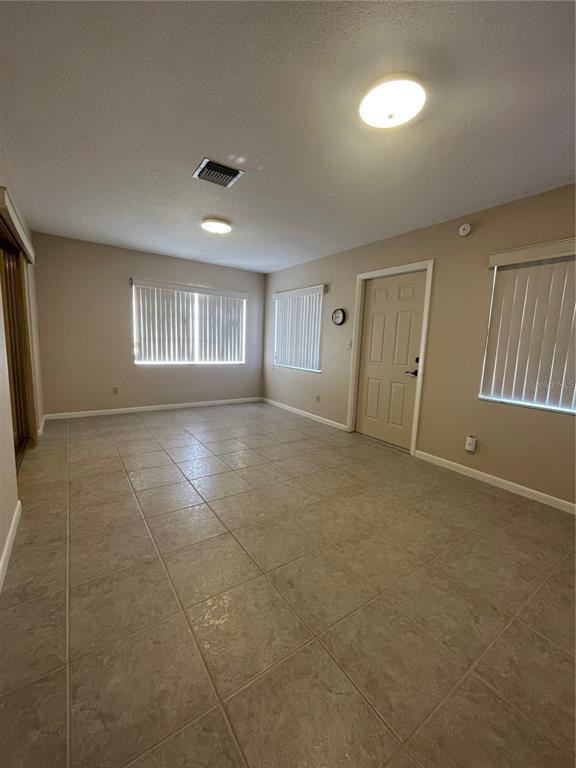 Building Photo - 28041 Pasadena Dr
