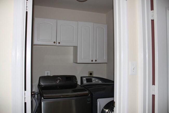 BR Level Laundry Rm - 2833 Grace Forest Pl