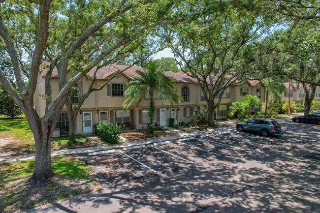 Building Photo - 2120 Fletchers Point Cir