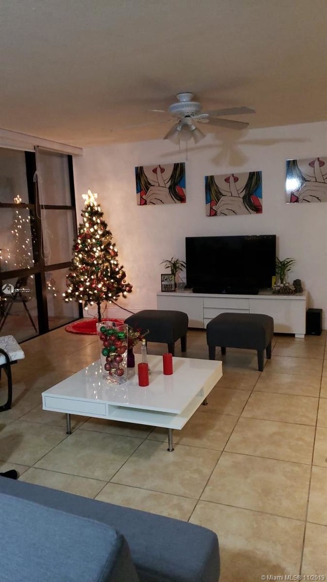 Building Photo - OCEANVIEW PARK CONDO