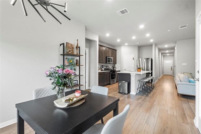 Building Photo - 11701 Copperstone Ave