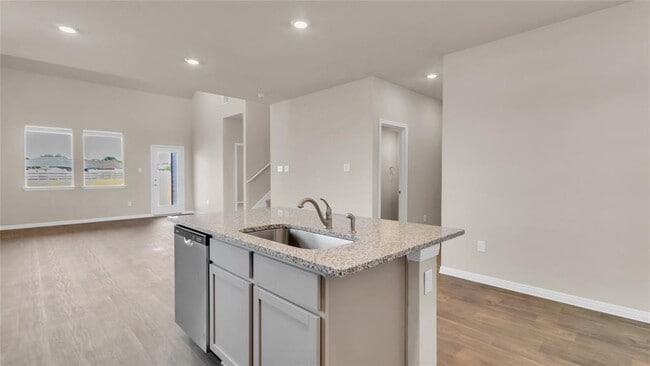 Building Photo - 128 Palo Pinto Dr