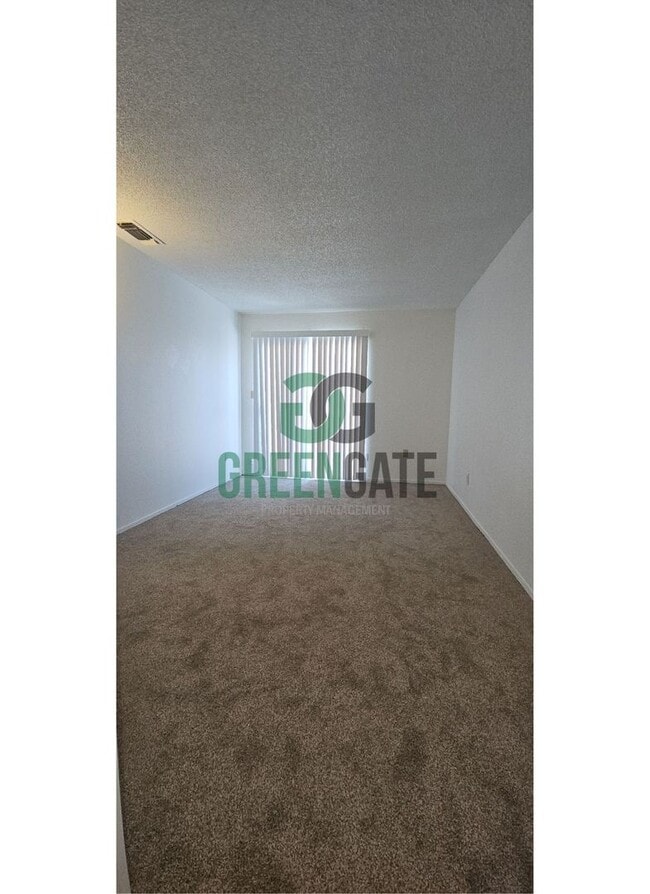 Building Photo - 3 BEDROOM 2 BATH HOME MOVE IN READY IN North MODESTO!