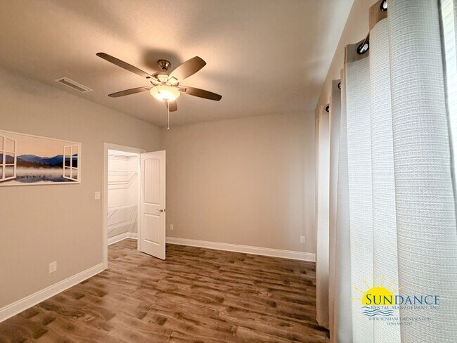 Building Photo - 2510 Tree Feather Ct