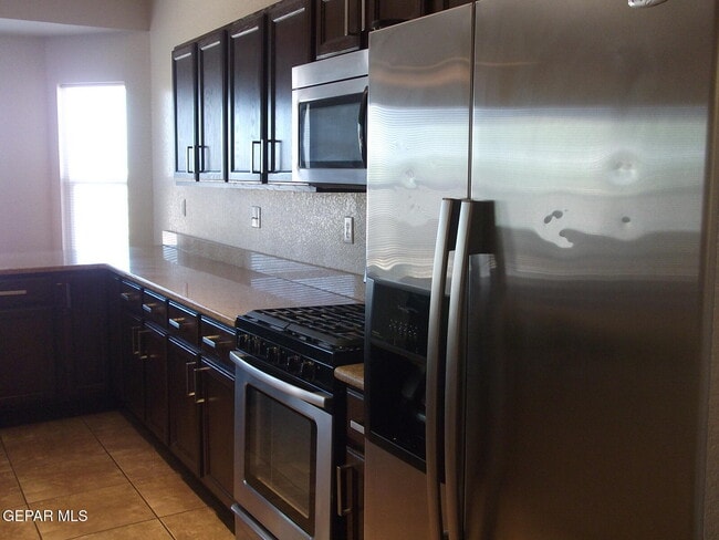 Building Photo - 5823 Manchester Dr