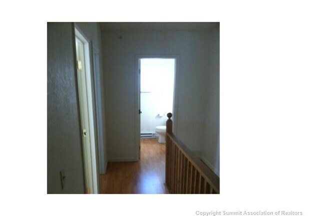 Building Photo - 813 Castello Ave