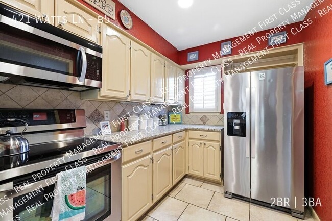 Building Photo - 421 Watts Ln