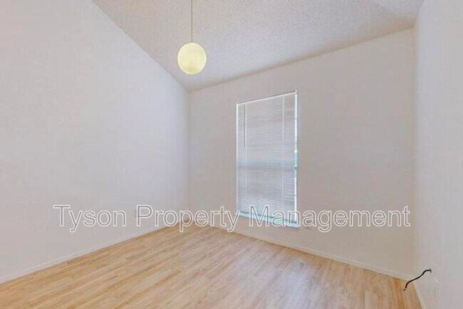 Building Photo - 7301 Keel Ave NW