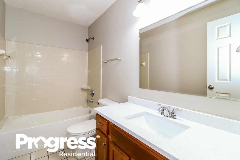 Building Photo - 6561 Karista St