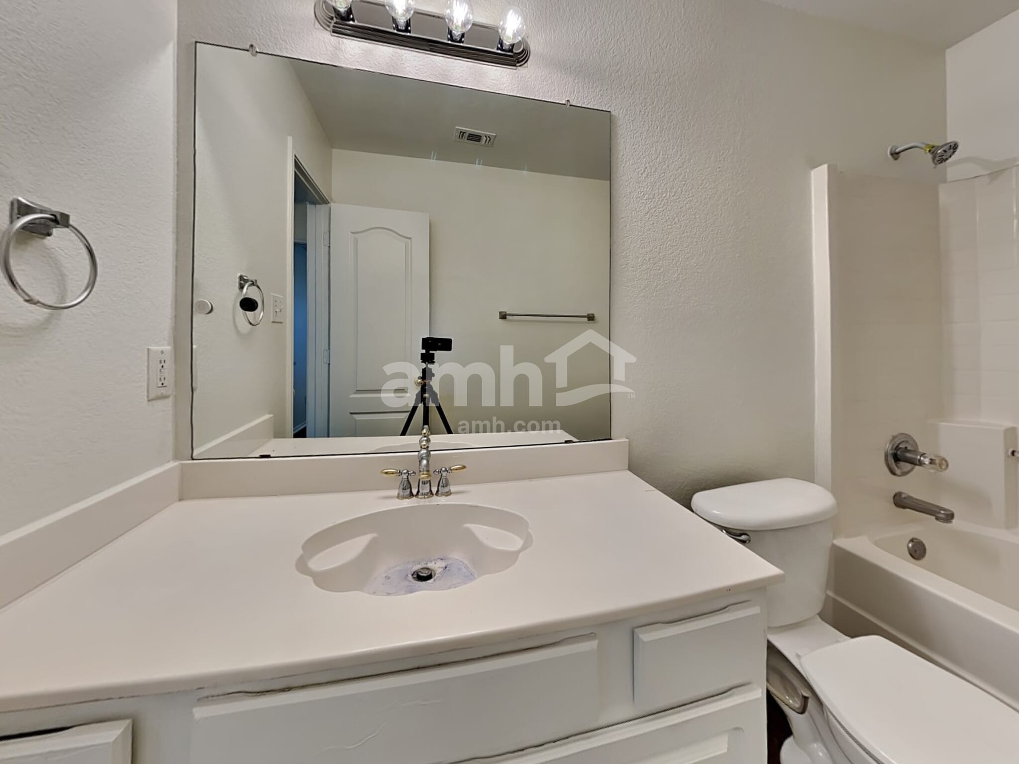 Building Photo - 7307 Fossil Garden Dr