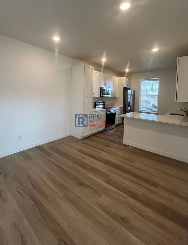 Building Photo - 1815 Myron Ct