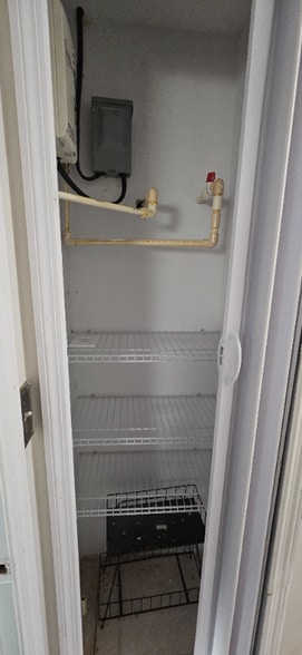 Building Photo - 4310 Garden Rd