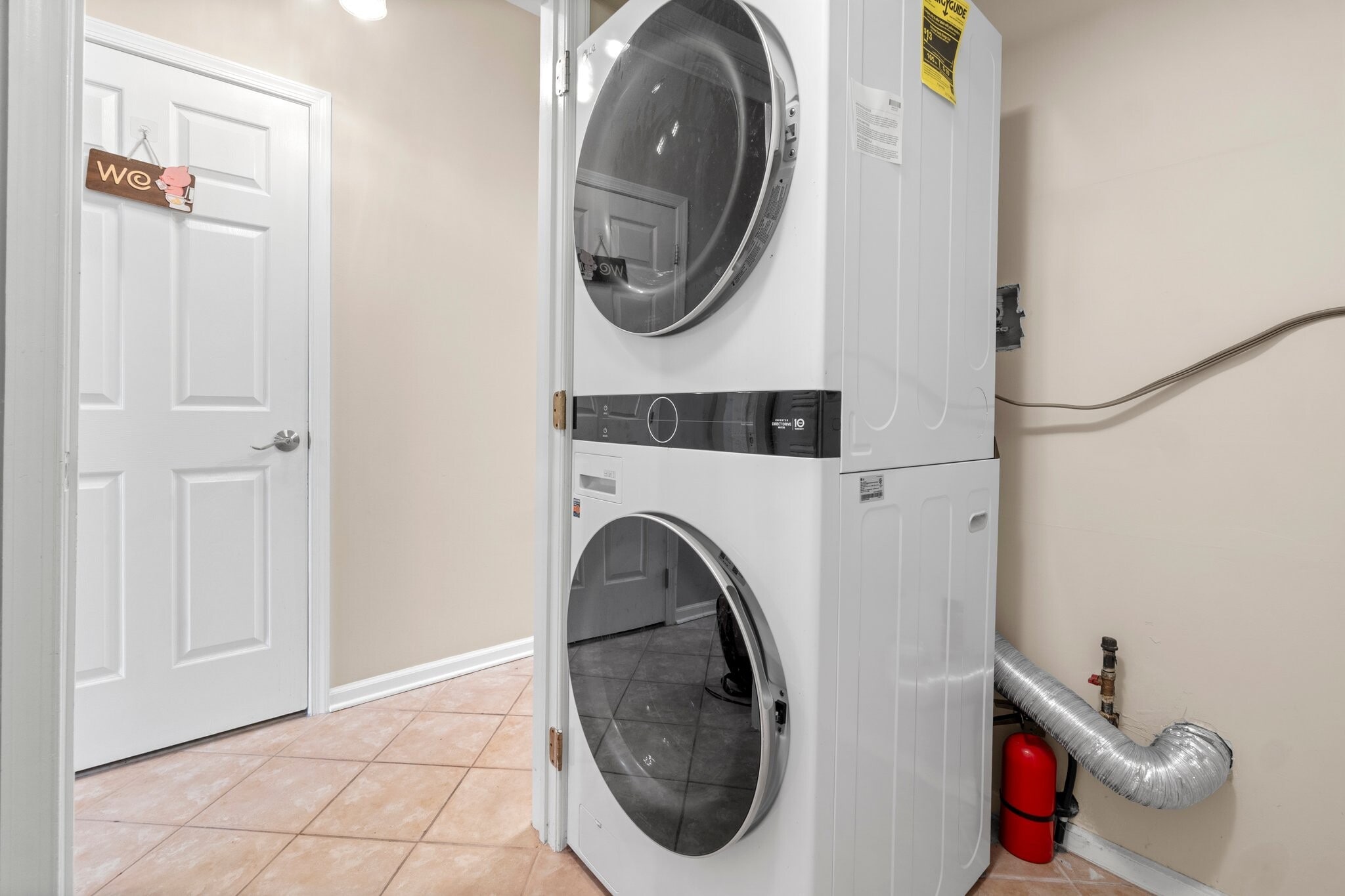 Building Photo - 40 Four Oaks Rd