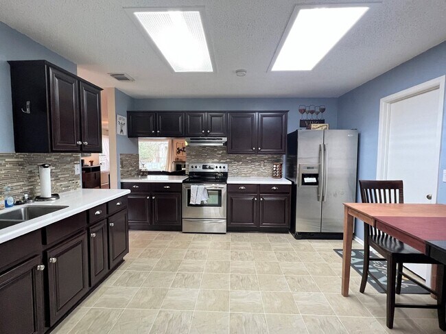 Building Photo - 7543 Prairie Lace