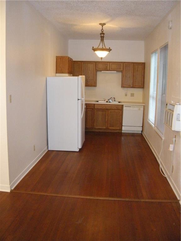 Building Photo - 1607 Palma Plaza